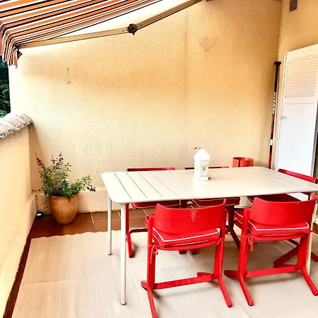 Pramousquier -vue - 3 Pieces - Renove A Neuf Appartement *