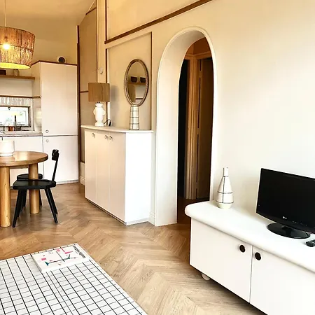 Pramousquier -vue - 3 Pieces - Renove A Neuf Appartement